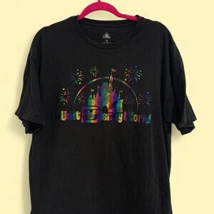 Walt Disney World Rainbow Castle Graphic T Shirt Size XL 100% Cotton